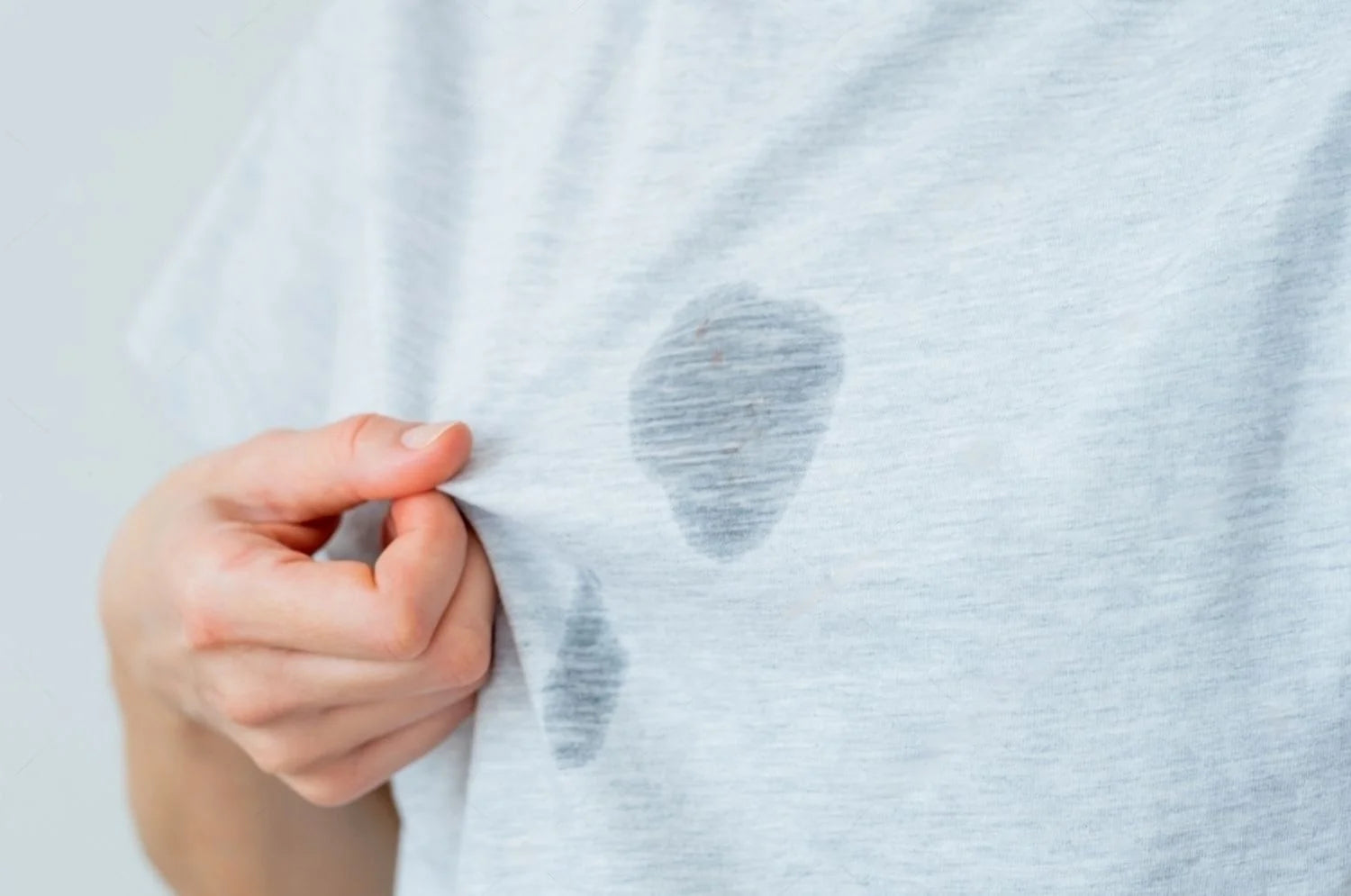 Get Essential Oil Stain Out Of Clothes